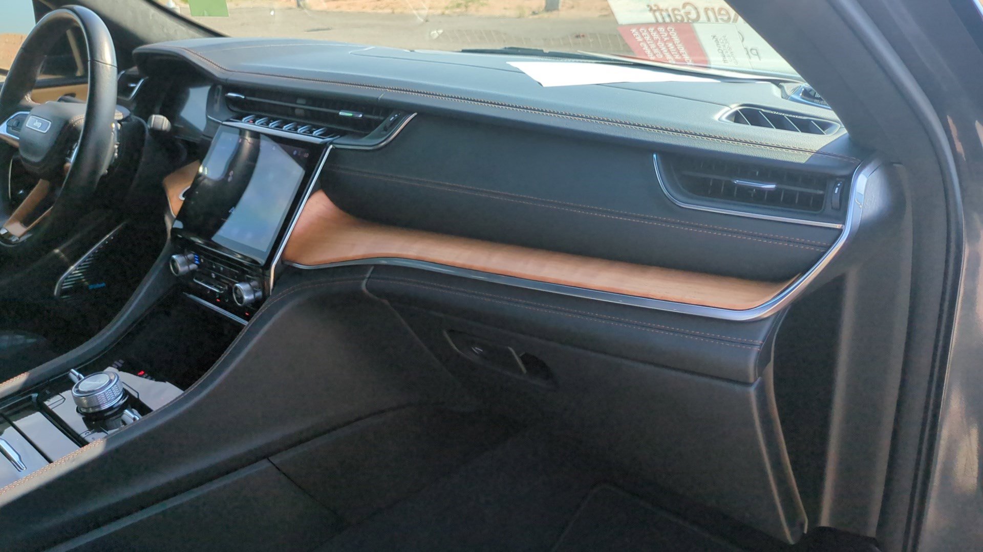 2021 Jeep Grand Cherokee L Summit Reserve photo 31