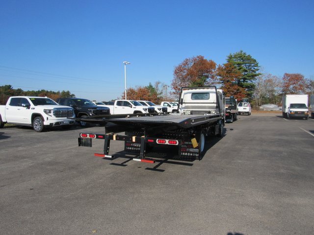 2020 Isuzu NRR photo 7