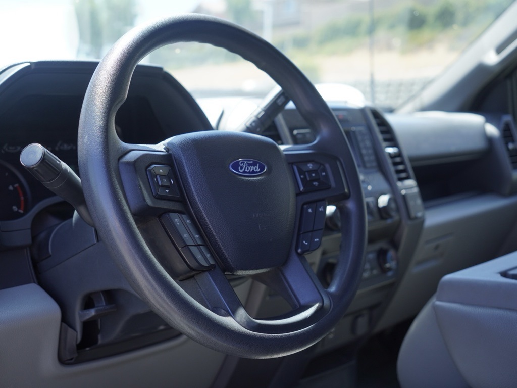 2022 Ford F-550 photo 17