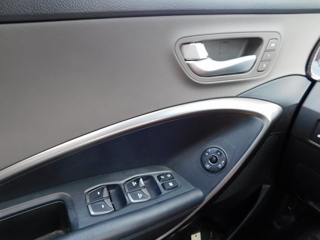 2017 Hyundai Santa Fe Sport Base photo 25