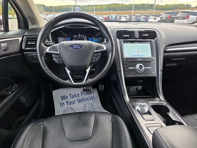 2017 Ford Fusion Energi Titanium photo 28