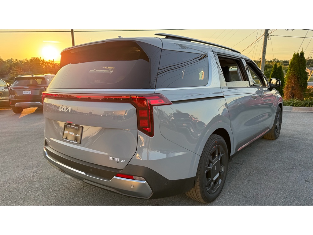 2026 Kia Carnival SX Prestige photo 2