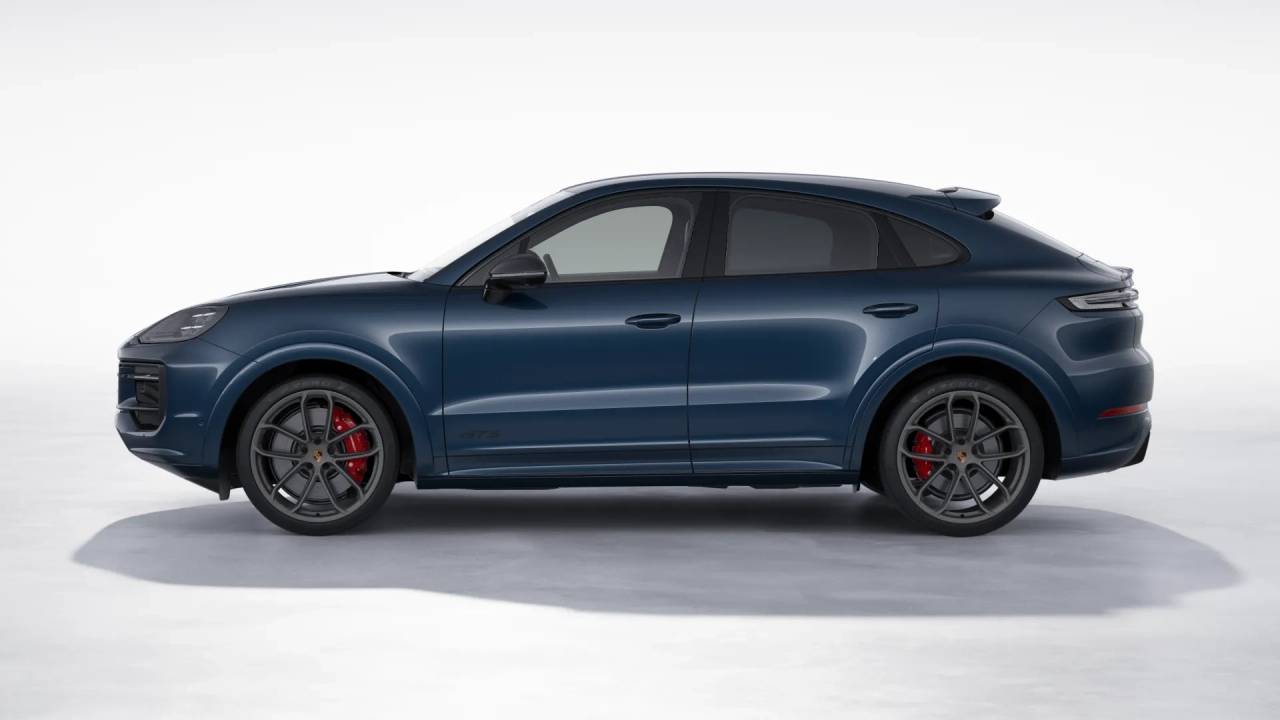 2025 Porsche Cayenne Coupe GTS photo 2