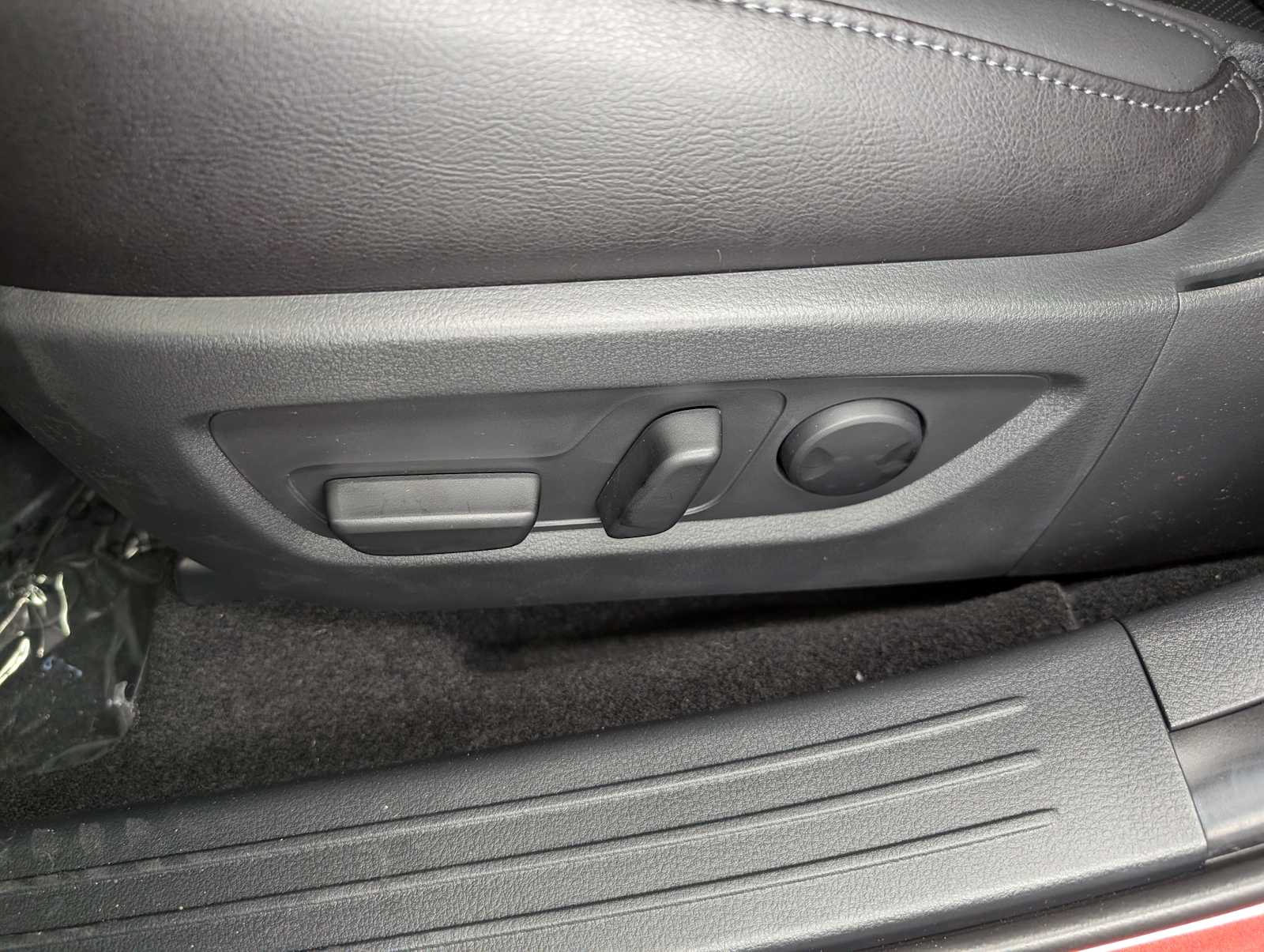 2025 Mazda CX-50 Premium photo 30