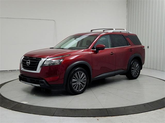 2024 Nissan Pathfinder SL photo 2