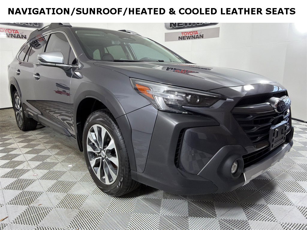 2023 Subaru Outback Touring's photo