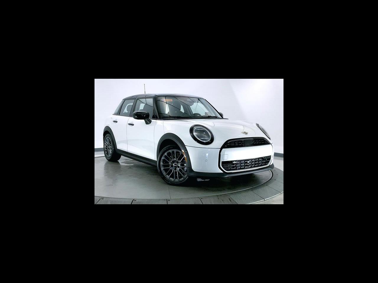 2026 MINI Hardtop 4 Door's photo
