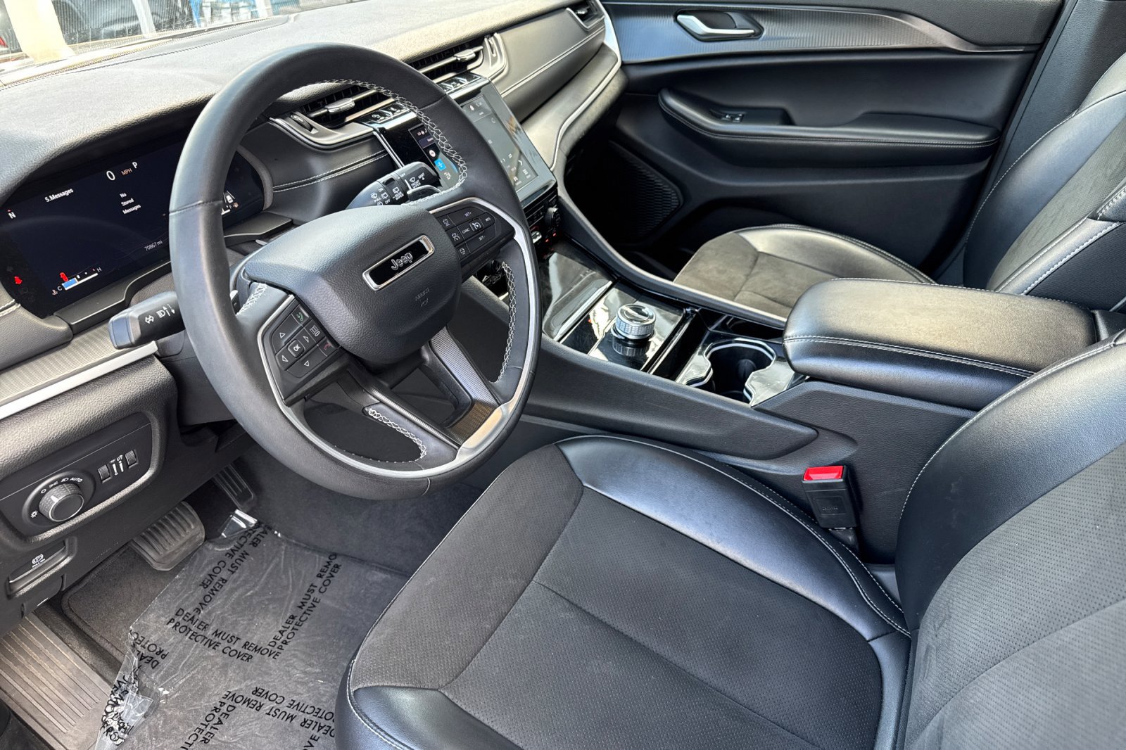 2023 Jeep Grand Cherokee Altitude photo 8