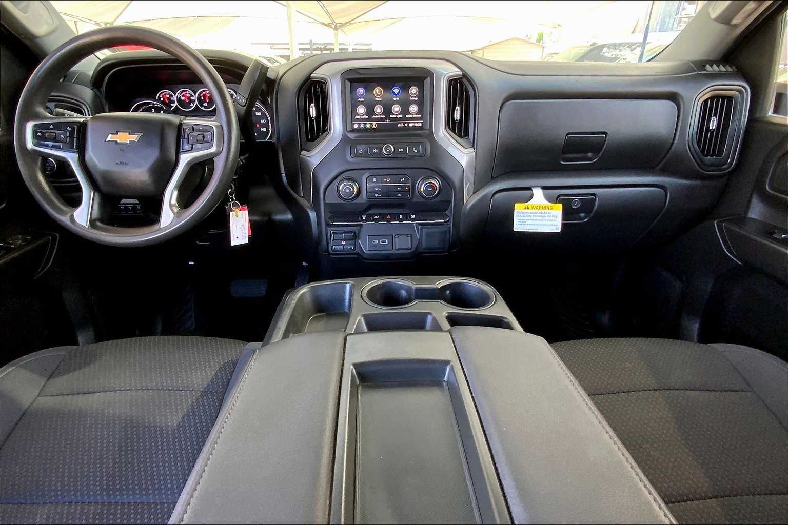 2022 Chevrolet Silverado 2500HD Custom photo 13