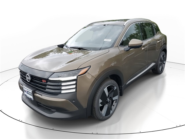 2025 Nissan Kicks SR photo 2