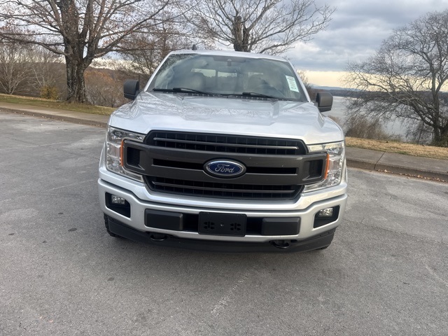 2019 Ford F-150 XLT photo 2