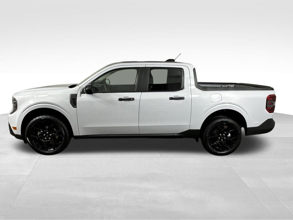 2025 Ford Maverick XLT photo 3