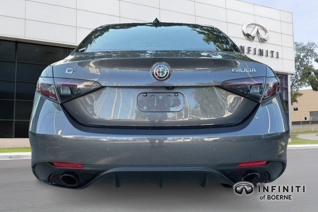 2024 Alfa Romeo Giulia Ti - VELOCE photo 4