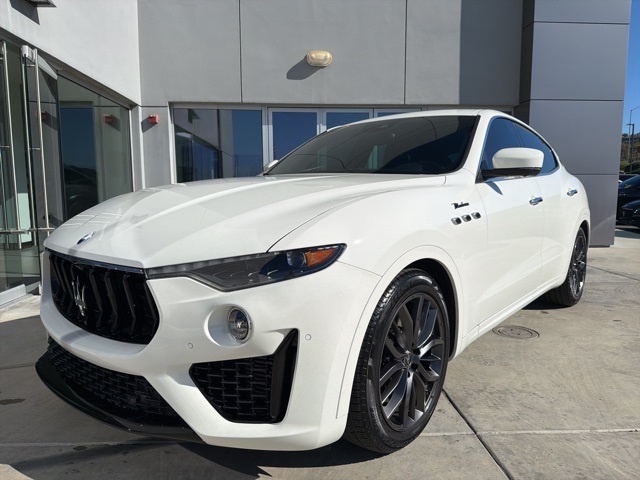 2022 Maserati Levante Modena photo 2