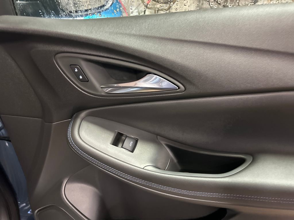 2026 Buick Encore GX Sport Touring photo 21