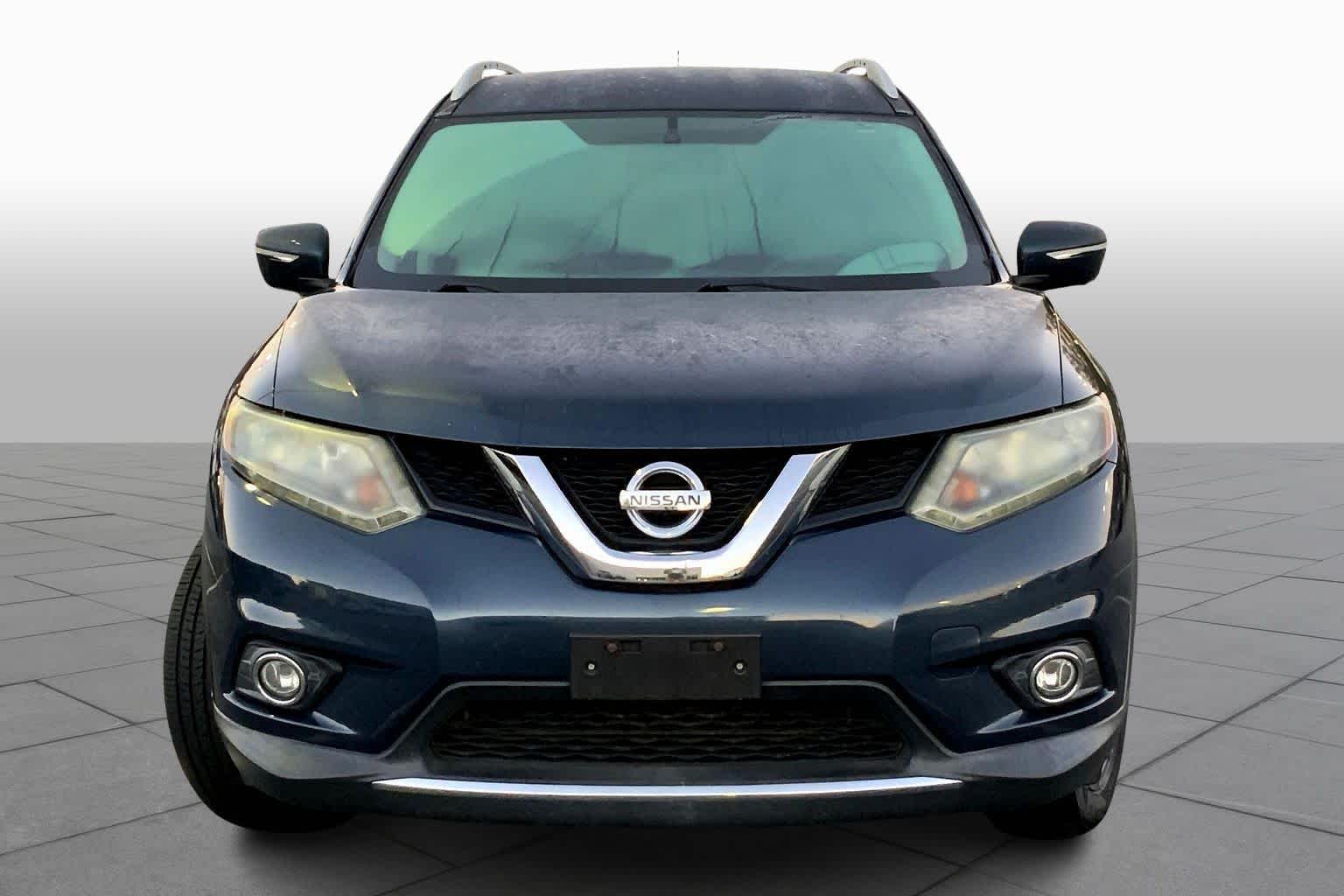 2015 Nissan Rogue SL photo 3