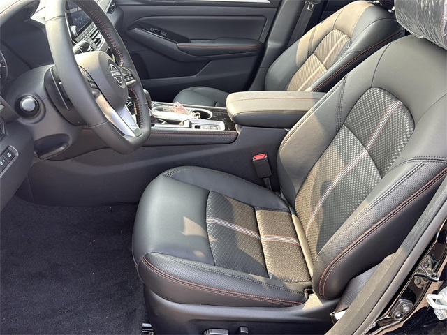 2025 Nissan Altima 2.5 SR photo 24