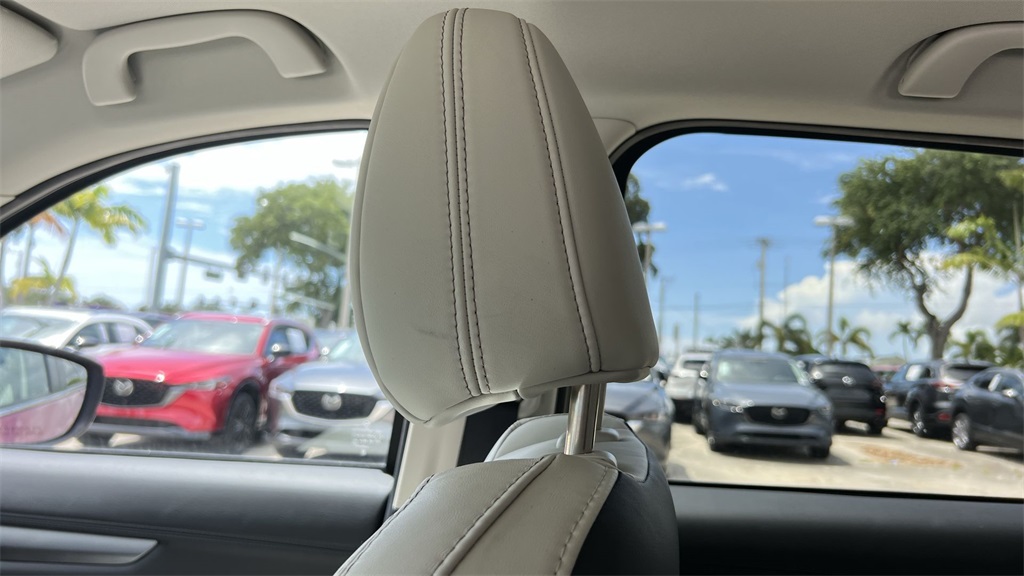 2023 Mazda CX-5 2.5 S Preferred photo 16