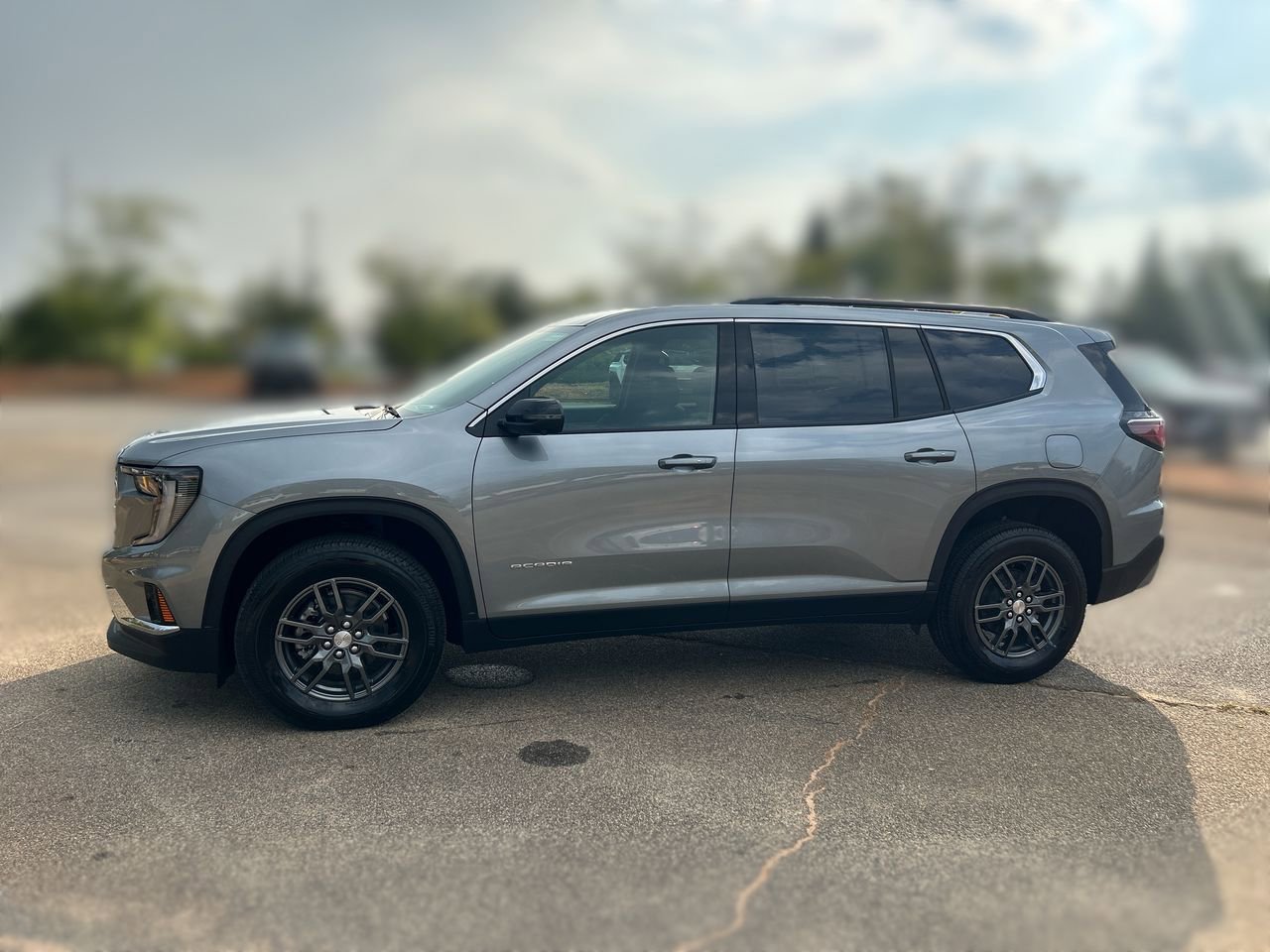 2026 GMC Acadia Elevation's photo