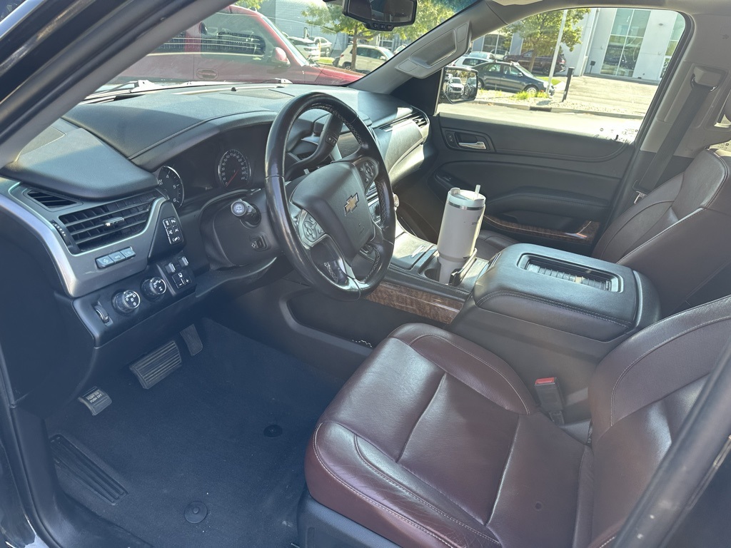 2019 Chevrolet Suburban Premier photo 16