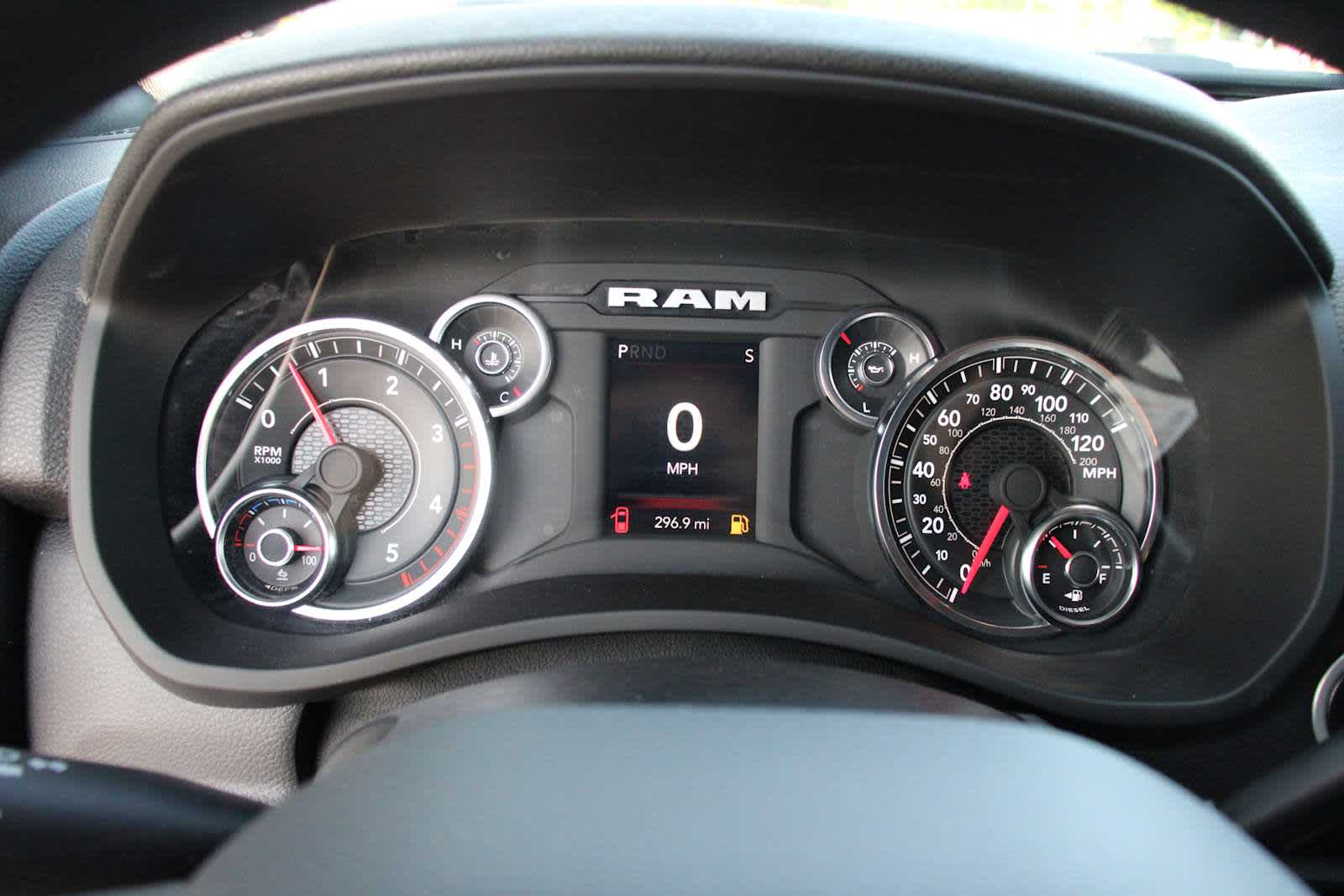 2024 Ram 2500 Tradesman photo 21