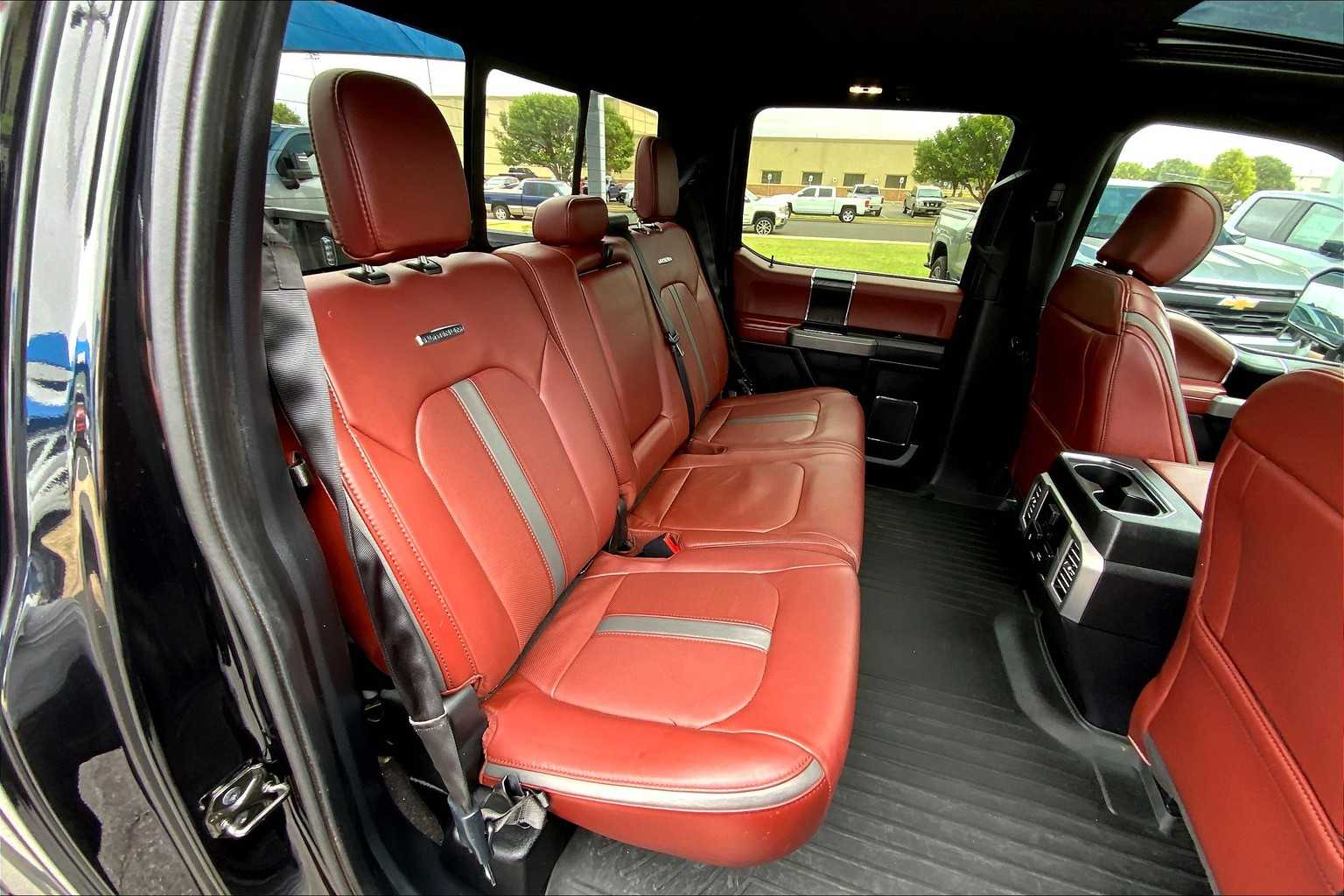 2020 Ford F-150 Platinum photo 18