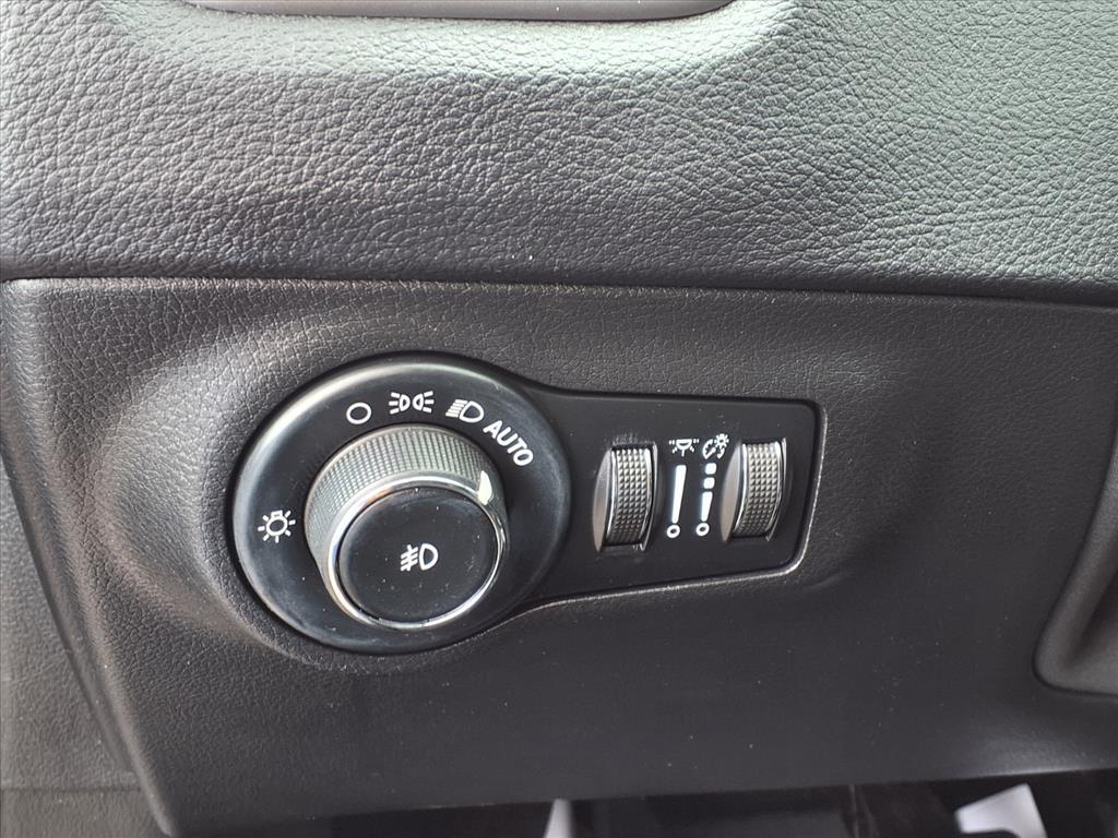 2019 Jeep Compass Latitude photo 14