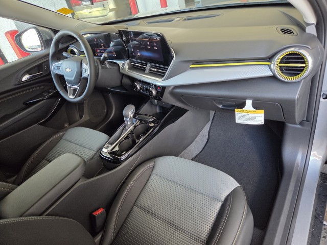 2026 Chevrolet Trax LT photo 37