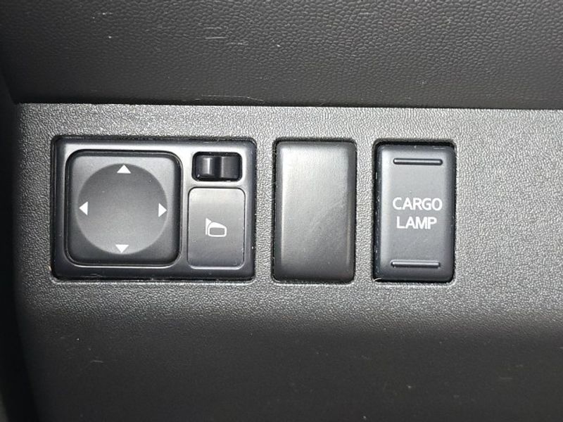2021 Nissan Frontier SV photo 10