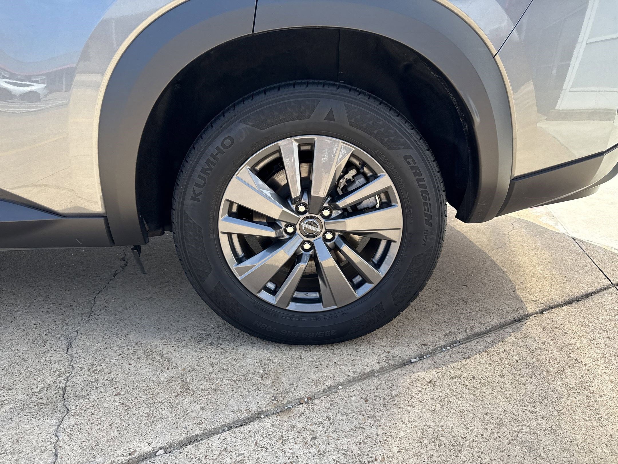 2023 Nissan Pathfinder S photo 11