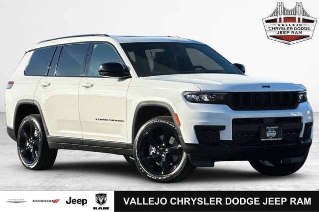 2025 Jeep Grand Cherokee L Altitude's photo