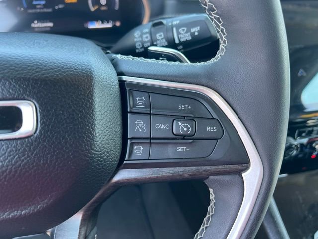2023 Jeep Grand Cherokee Limited photo 40