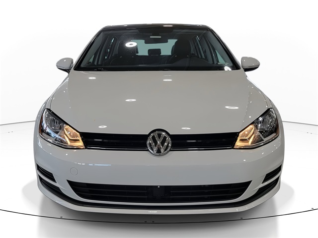 2017 Volkswagen Golf Wolfsburg Edition photo 2