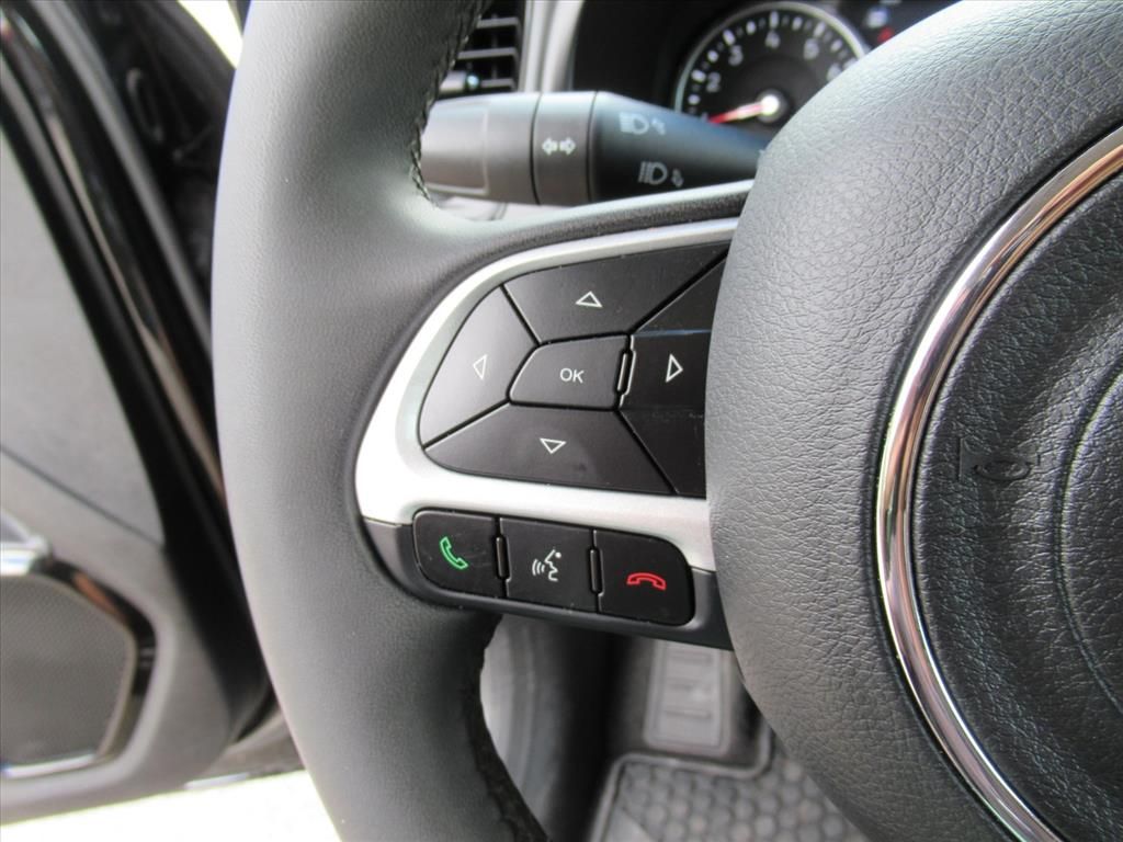 2023 Jeep Renegade Altitude photo 16