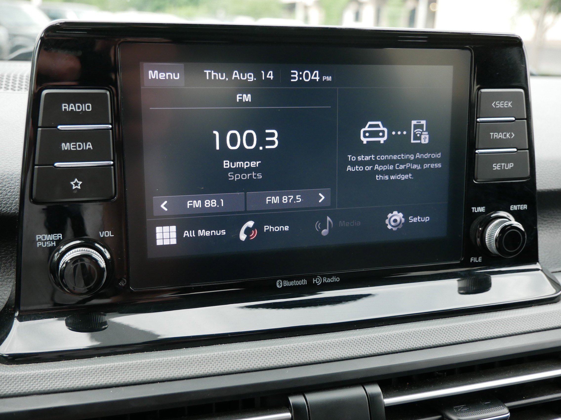 2023 Kia Seltos LX photo 19