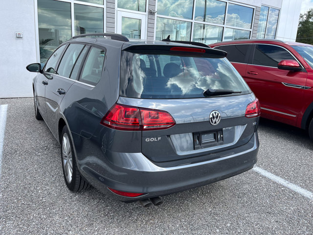 2015 Volkswagen Golf SportWagen TDI SE photo 4