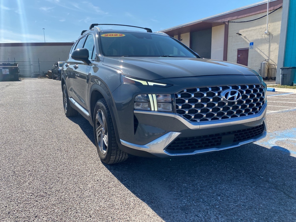 2022 Hyundai Santa Fe SEL's photo