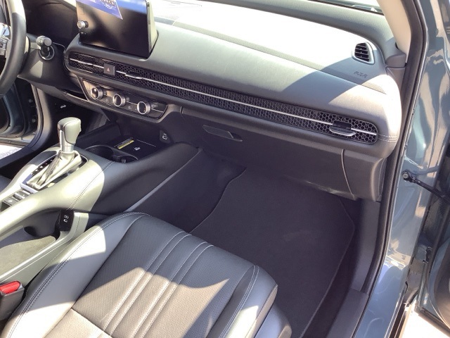 2024 Honda HR-V EX-L photo 18