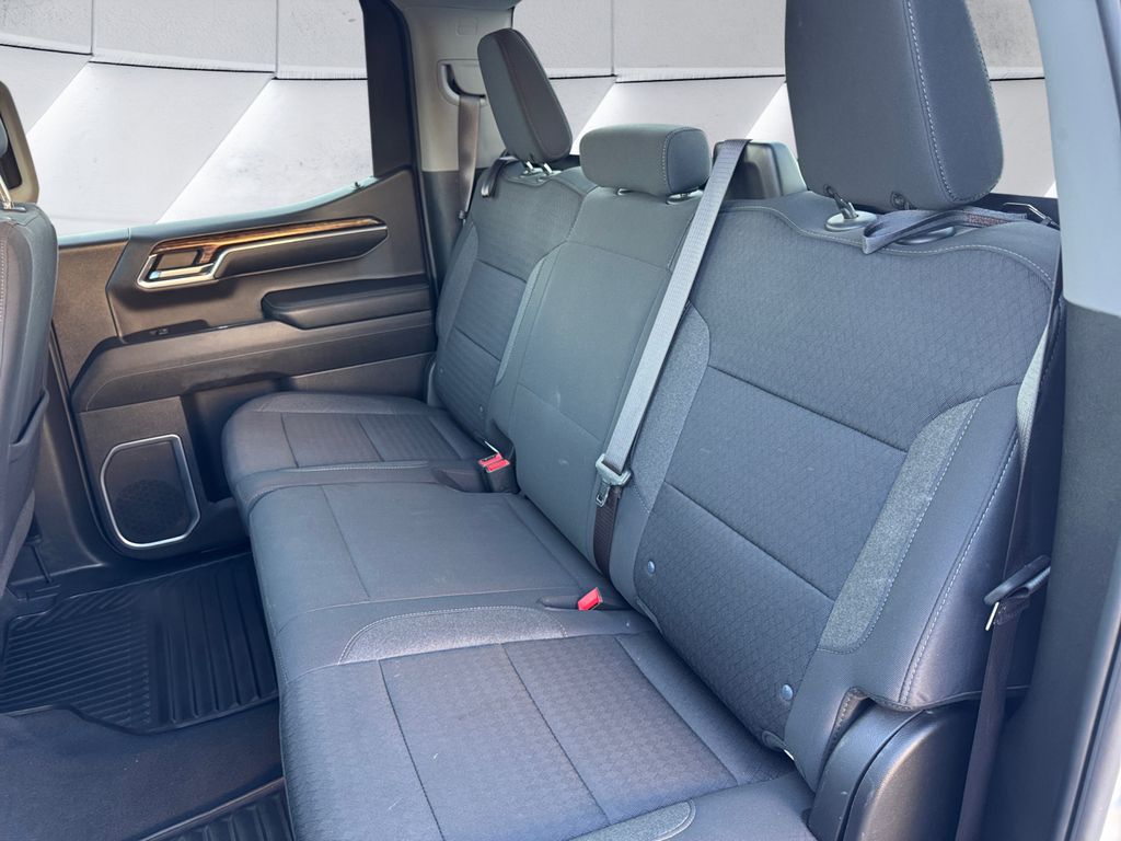 2024 Gmc Sierra 1500 SLE photo 18