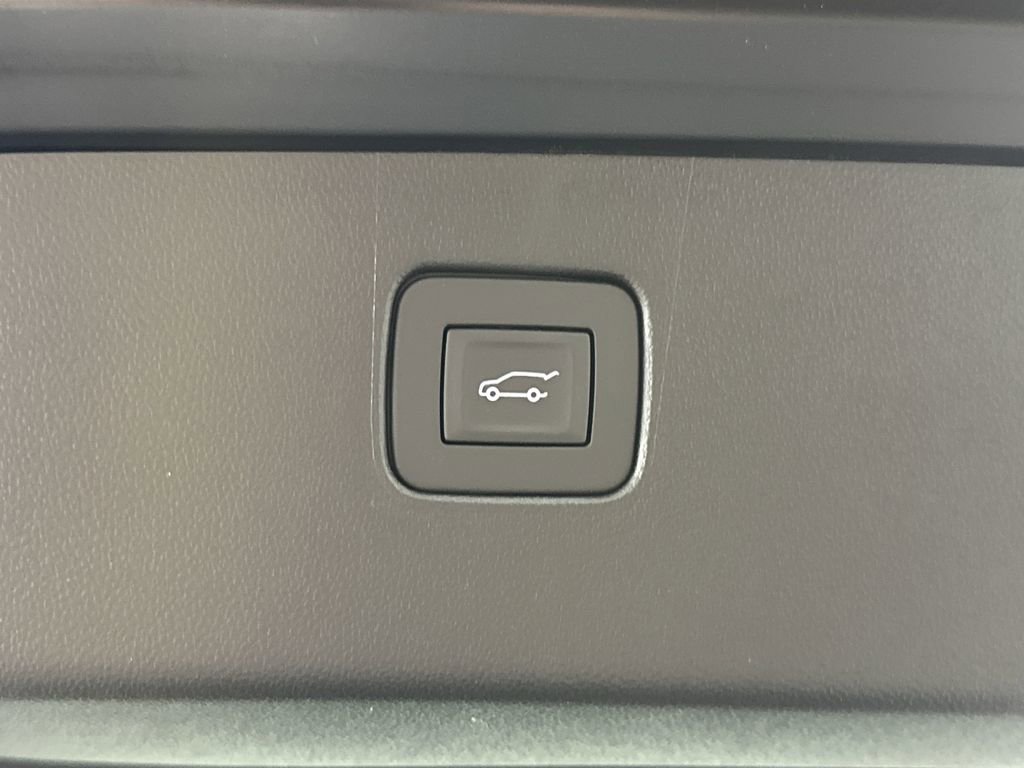 2025 Buick Envista Avenir photo 16