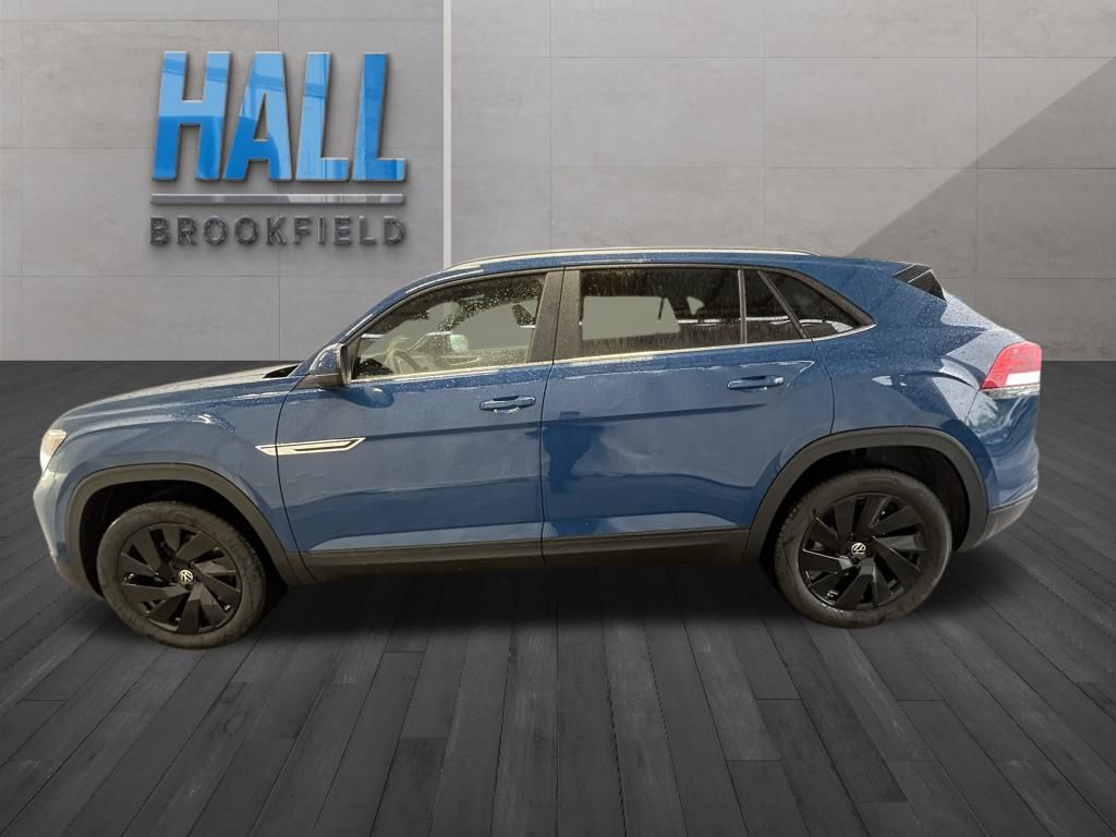 2025 Volkswagen Atlas Cross Sport SE Technology photo 2
