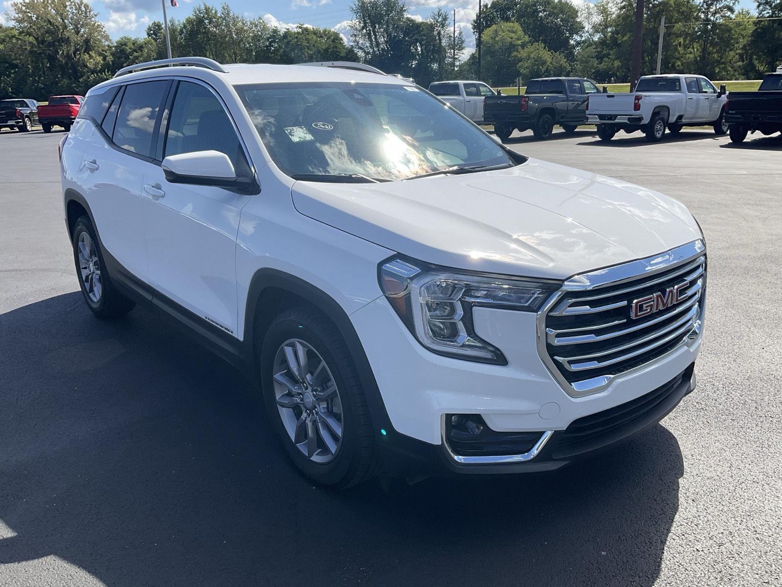 2023 Gmc Terrain SLT photo 2