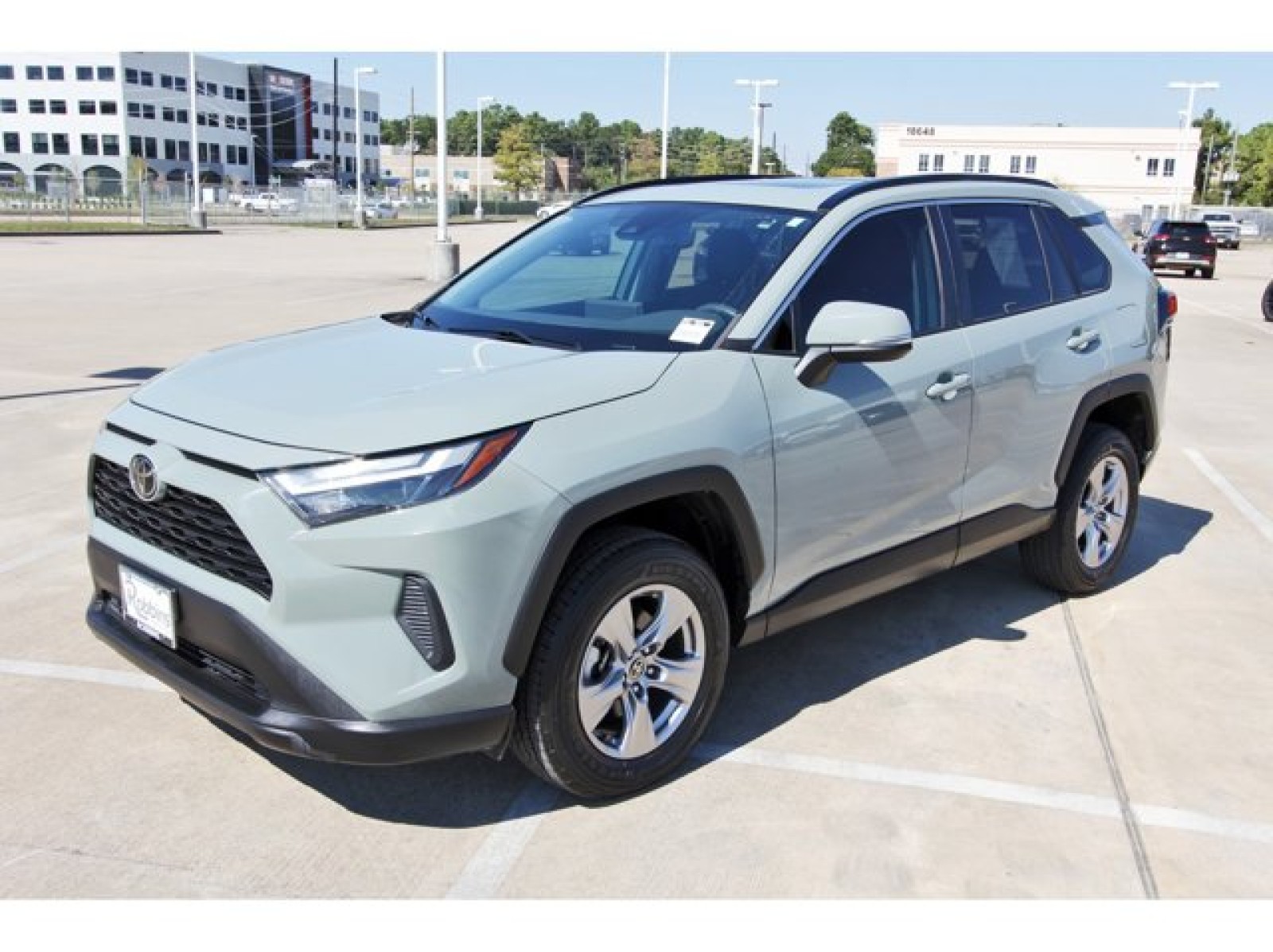 2022 Toyota RAV4 XLE Green at TX Auto Group