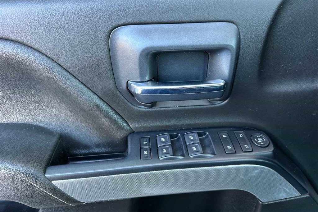 2019 Chevrolet Silverado 2500HD LT photo 11