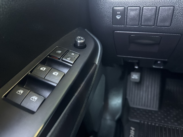 2018 Toyota Highlander XLE photo 23