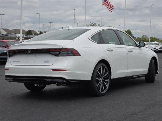 2025 Honda Accord Hybrid Touring photo 9