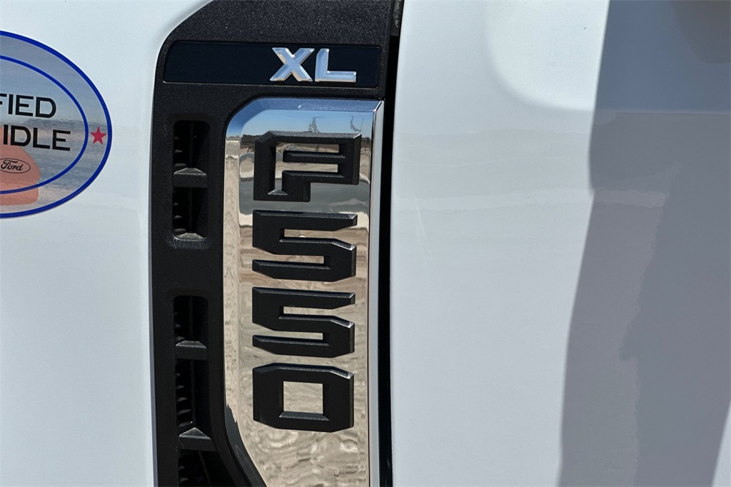 2025 Ford F-550 XL photo 16