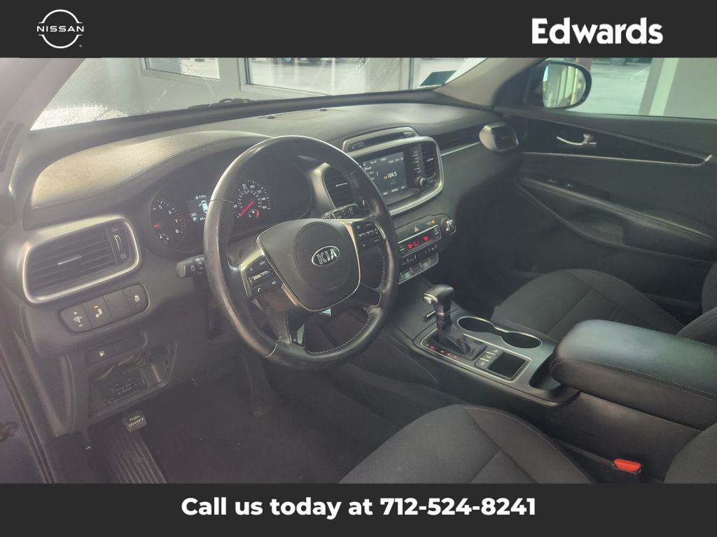 2019 Kia Sorento LX S photo 16