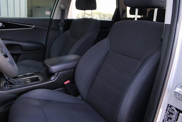 2019 Kia Sorento LX photo 26