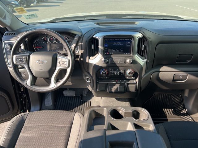 2021 Chevrolet Silverado 1500 RST photo 4